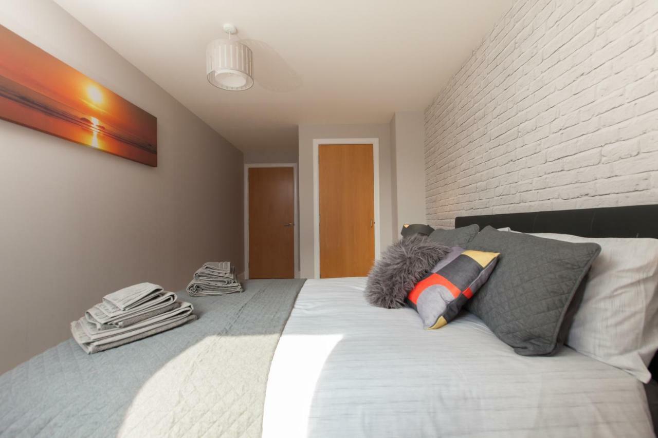 Amazing Apartments - Cables Wynd Near The Shore - Free Parking เอดินบะระ ภายนอก รูปภาพ
